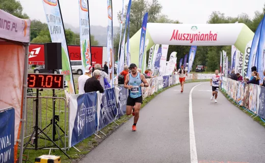 Wielcy triumfatorzy Sądeckiej Dychy! Nie dali szans konkurentom [WIDEO] - 29